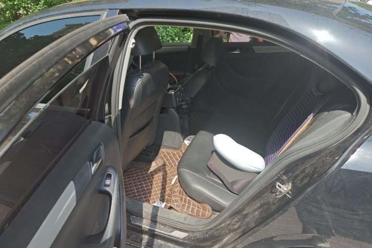 Used Volkswagen Sagitar 2014 1.6L Automatic Comfort Model Left Rear Seat