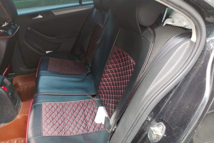 Used Volkswagen Sagitar 2014 Revised Version 1.4TSI Automatic Fashion Edition Left Rear Seat