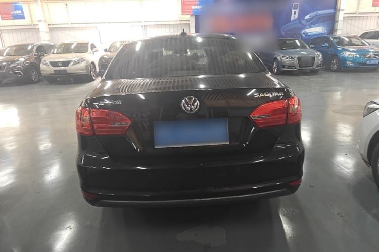 Used Volkswagen Sagitar 2014 1.6L Manual Comfort Model Rear