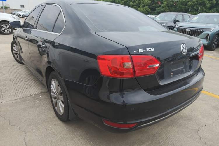 Used Volkswagen Sagitar 2014 Revised Version 1.6L Automatic Comfort Edition Rear Left 45 Deg