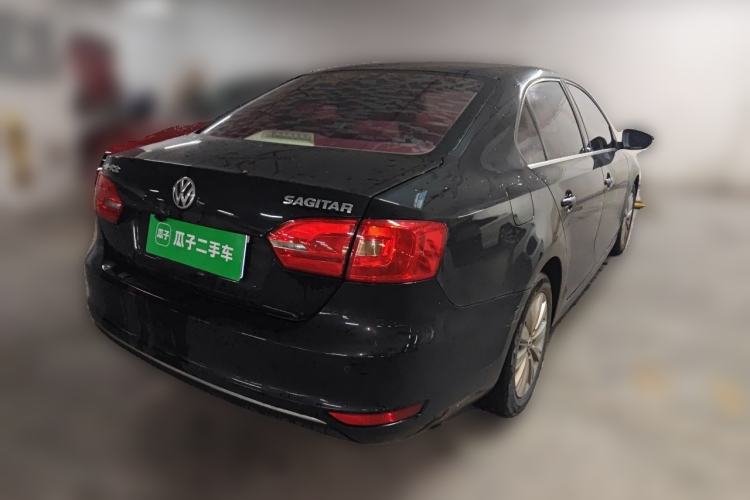 Used Volkswagen Sagitar 2014 1.6L Manual Comfort Model Rear Right 45 Deg