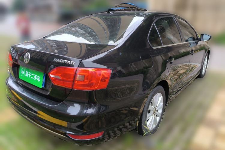 Used Volkswagen Sagitar 2014 1.6L Automatic Comfort Model Rear Right 45 Deg
