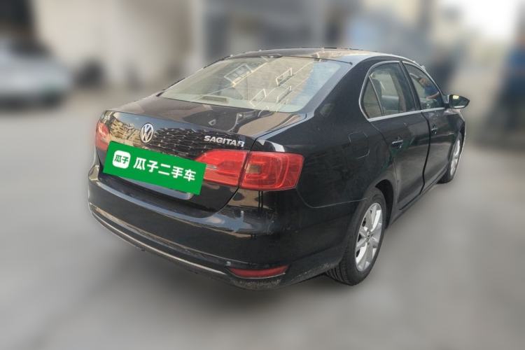 Used Volkswagen Sagitar 2014 1.6L Automatic Comfort Model Rear Right 45 Deg