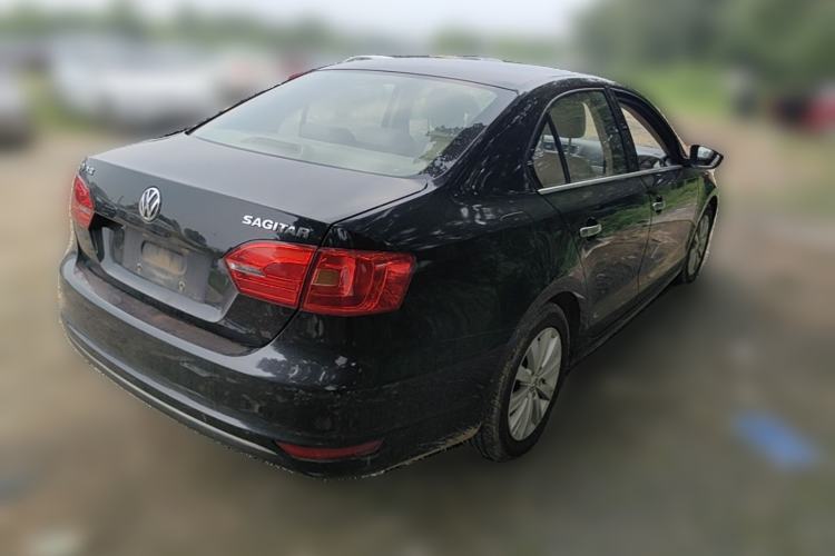 Used Volkswagen Sagitar 2014 1.6L Manual Comfort Model Rear Right 45 Deg