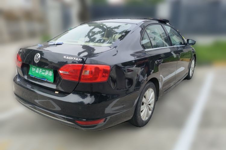 Used Volkswagen Sagitar 2014 1.6L Automatic Comfort Model Rear Right 45 Deg