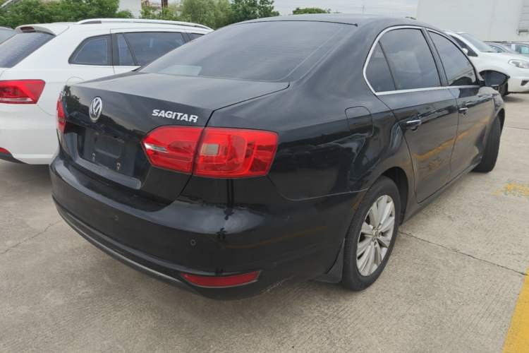 Used Volkswagen Sagitar 2014 Revised Version 1.6L Automatic Comfort Edition Rear Right 45 Deg