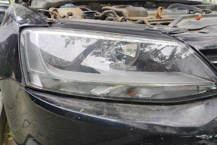 Used Volkswagen Sagitar 2014 Revised Version 1.4TSI Automatic Fashion Edition Right Front Headlight