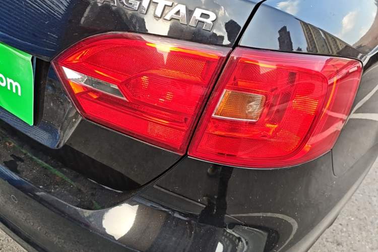 Used Volkswagen Sagitar 2014 Revised Version 1.6L Manual Comfort Edition Right Rear Taillight