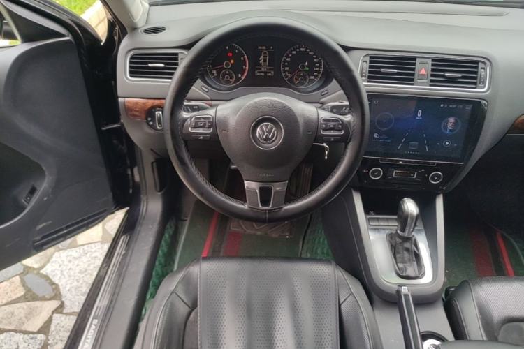 Used Volkswagen Sagitar 2014 Revised 1.4TSI Automatic Flagship Edition Steering Wheel