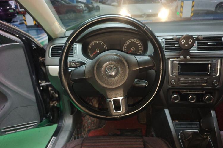 Used Volkswagen Sagitar 2014 Revised Version 1.6L Manual Leading Edition Steering Wheel