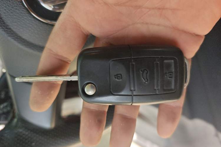 Used Volkswagen Sagitar 2014 Revised Version 1.6L Manual Leading Edition Vehicle Key