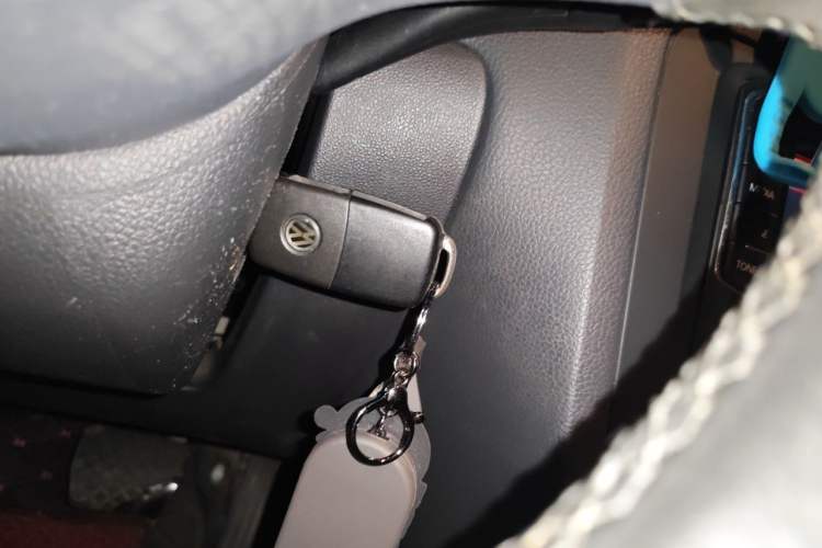 Used Volkswagen Sagitar 2014 Revised Version 1.6L Automatic Comfort Edition Vehicle Key