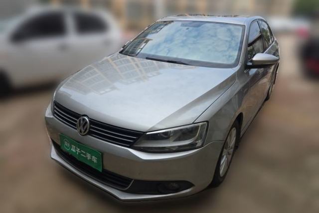 Używany Volkswagen Sagitar 2014 Revised Version 1.6L Manual Comfort Edition