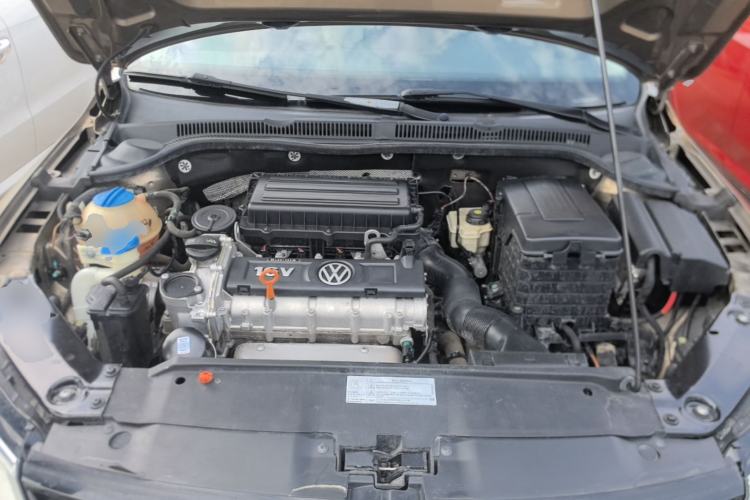 Used Volkswagen Sagitar 2014 Revised Version 1.6L Automatic Comfort Edition Engine Bay