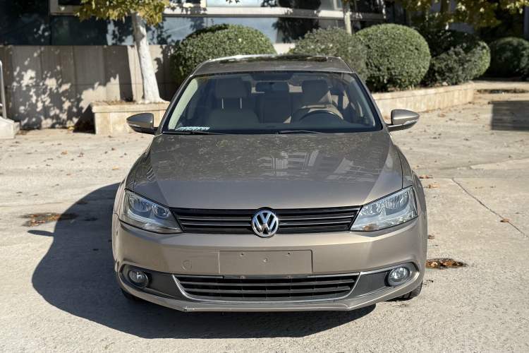 Used Volkswagen Sagitar 2014 Revised Version 1.6L Automatic Comfort Edition Exterior 1