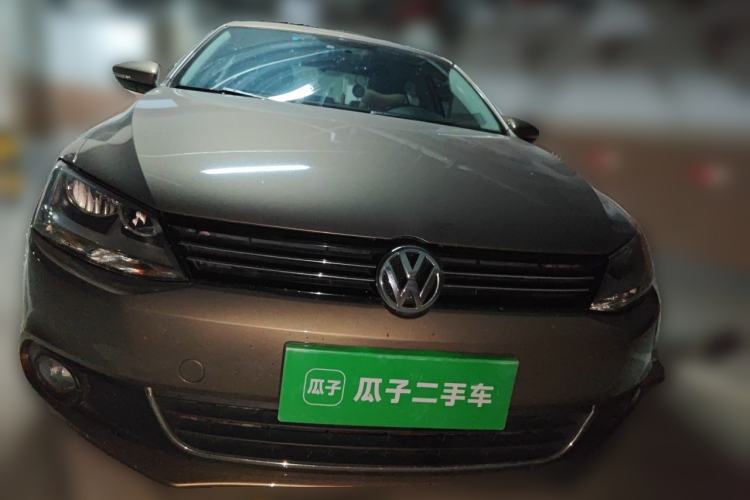 Used Volkswagen Sagitar 2014 1.6L Automatic Comfort Model Front