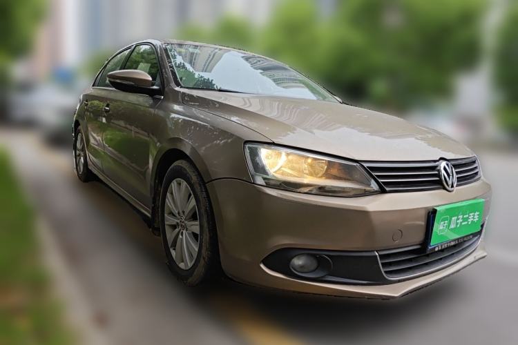 Used Volkswagen Sagitar 2014 Revised Version 1.6L Automatic Comfort Edition Front Right 45 Deg