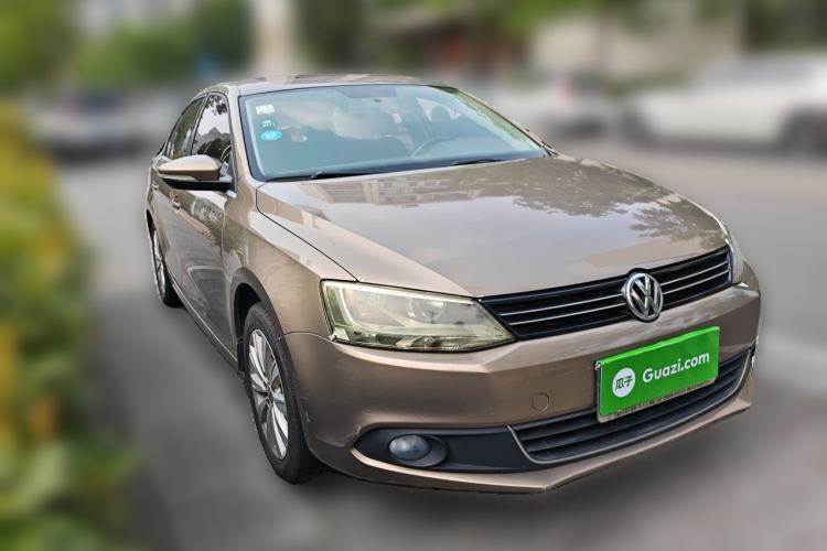 Used Volkswagen Sagitar 2014 Revised Version 1.6L Automatic Comfort Edition Front Right 45 Deg