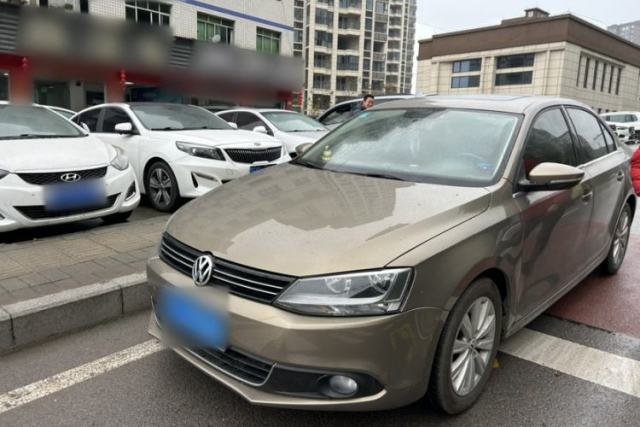 Used Volkswagen Sagitar 2014 1.6L Manual Comfort Model