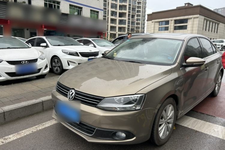 Used Volkswagen Sagitar 2014 1.6L Manual Comfort Model Guazi used car, China used car export, Used car for sale, Used cars, Cheapest cars for sale