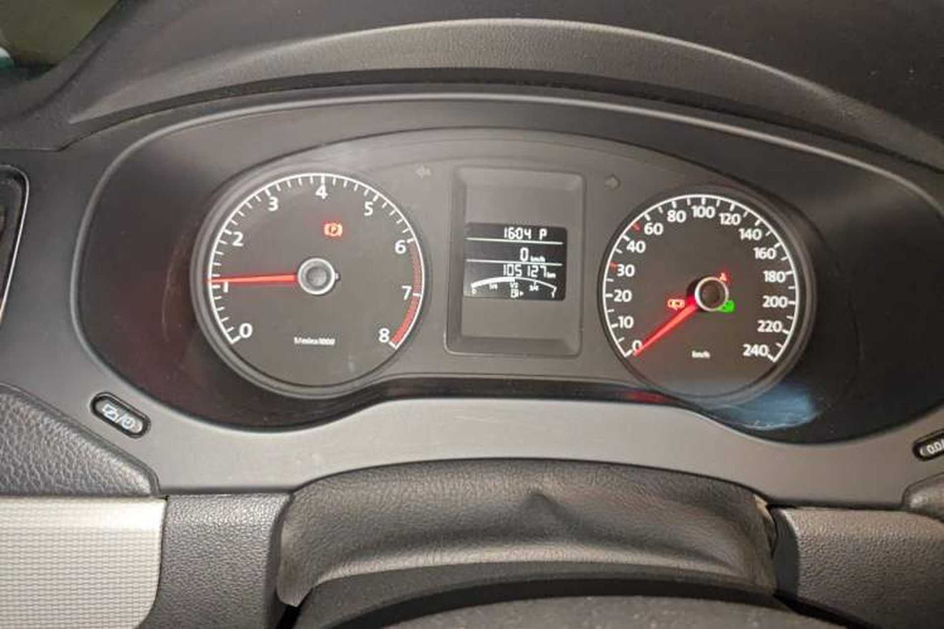 Used Volkswagen Sagitar 2014 1.6L Automatic Comfort Model Instrument Cluster