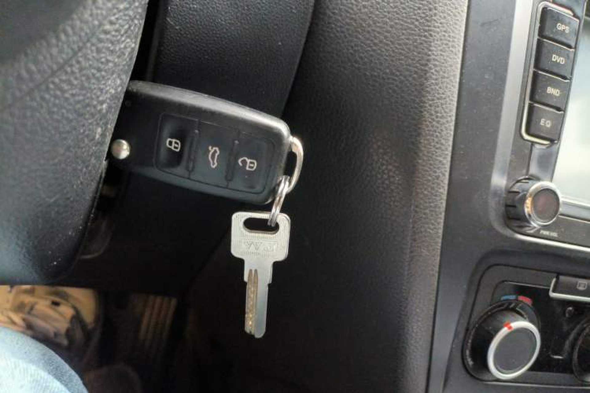 Used Volkswagen Sagitar 2014 Revised Version 1.6L Automatic Comfort Edition Vehicle Key