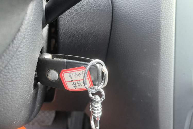 Used Volkswagen Sagitar 2014 Revised Version 1.6L Automatic Comfort Edition Vehicle Key