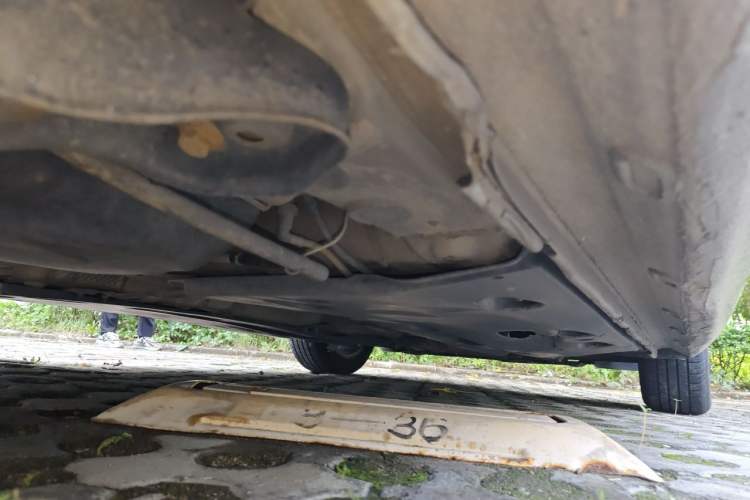 Used Volkswagen Sagitar 2014 1.6L Manual Comfort Model Chassis Rear Right