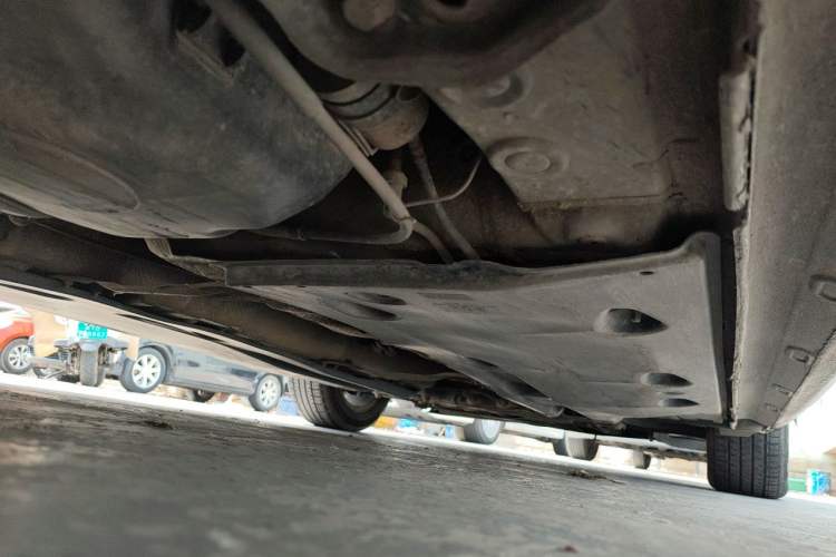 Used Volkswagen Sagitar 2014 1.6L Automatic Comfort Model Chassis Rear Right