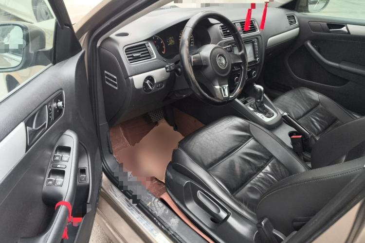 Used Volkswagen Sagitar 2014 1.6L Automatic Comfort Model Driver Seat