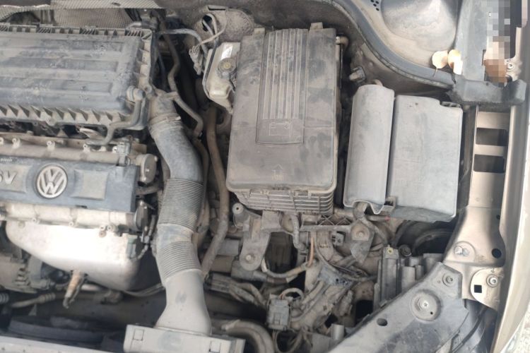 Used Volkswagen Sagitar 2014 1.6L Automatic Comfort Model Engine Bay Left