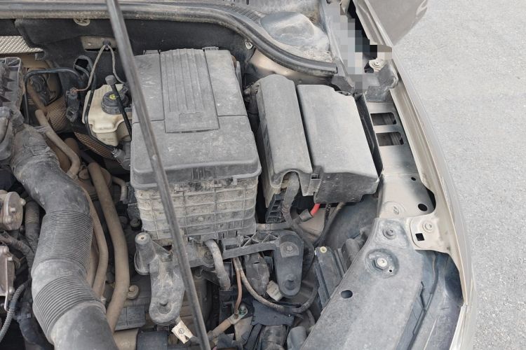 Used Volkswagen Sagitar 2014 Revised Version 1.6L Automatic Comfort Edition Engine Bay Left