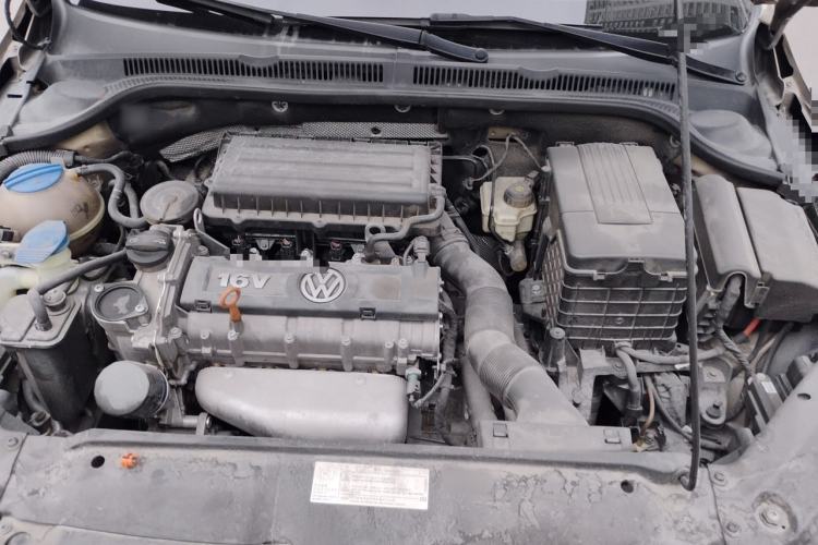 Used Volkswagen Sagitar 2014 Revised Version 1.6L Automatic Comfort Edition Engine Bay