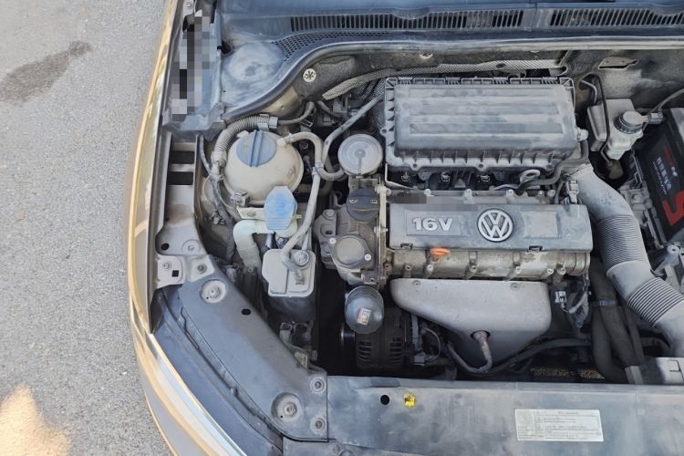 Used Volkswagen Sagitar 2014 Revised Version 1.6L Manual Comfort Edition Engine Bay Right