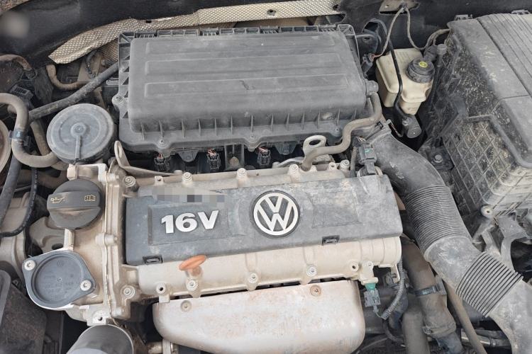 Used Volkswagen Sagitar 2014 Revised Version 1.6L Automatic Comfort Edition Engine Bay