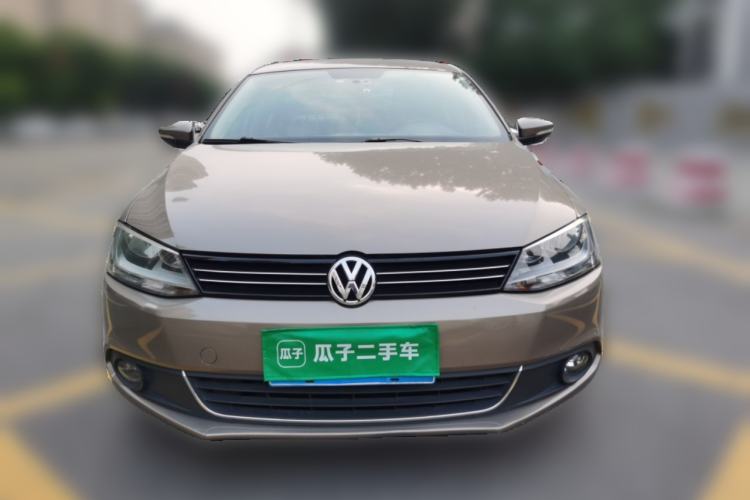 Used Volkswagen Sagitar 2014 1.6L Automatic Comfort Model Front
