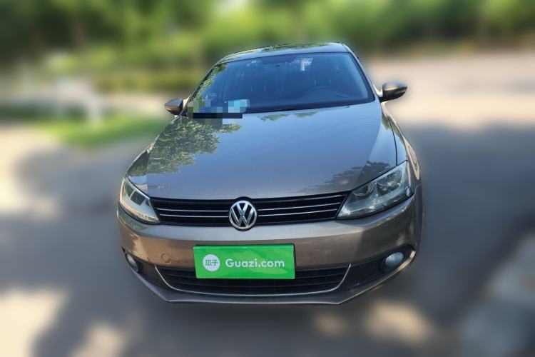 Used Volkswagen Sagitar 2014 Revised Version 1.6L Manual Comfort Edition Front