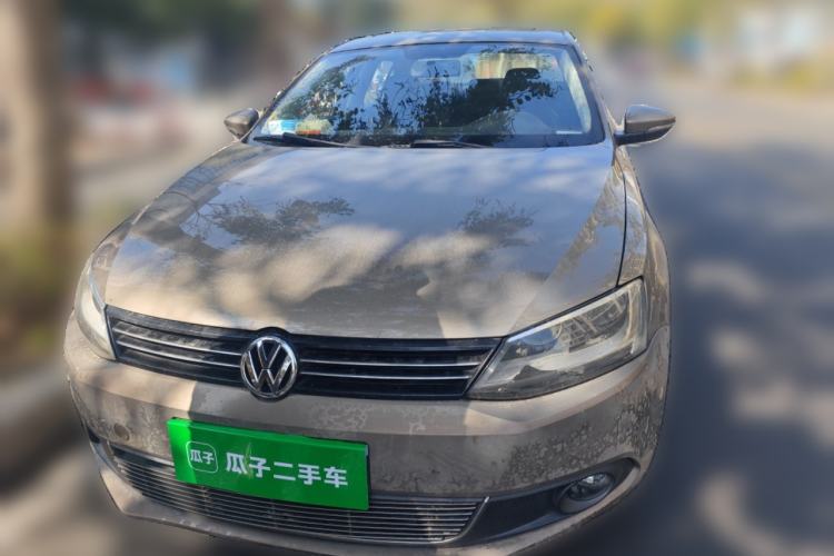 Used Volkswagen Sagitar 2014 Revised Version 1.6L Manual Comfort Edition Front