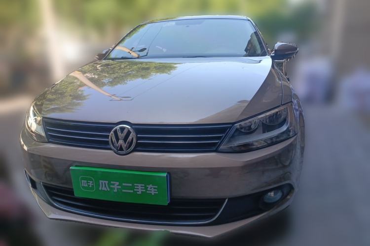 Used Volkswagen Sagitar 2014 1.6L Automatic Comfort Model Front