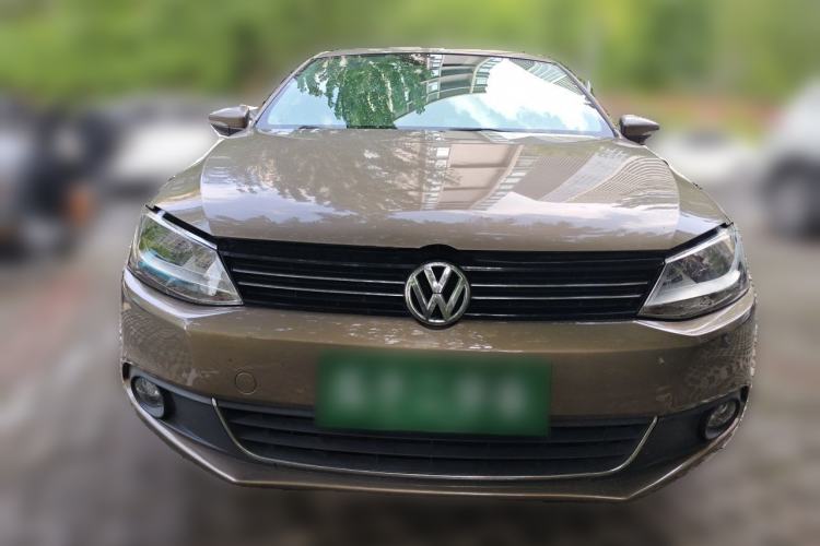 Used Volkswagen Sagitar 2014 1.6L Manual Comfort Model Front