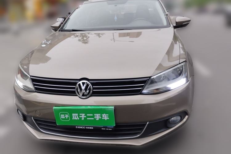 Used Volkswagen Sagitar 2014 Revised Version 1.6L Automatic Comfort Edition Front