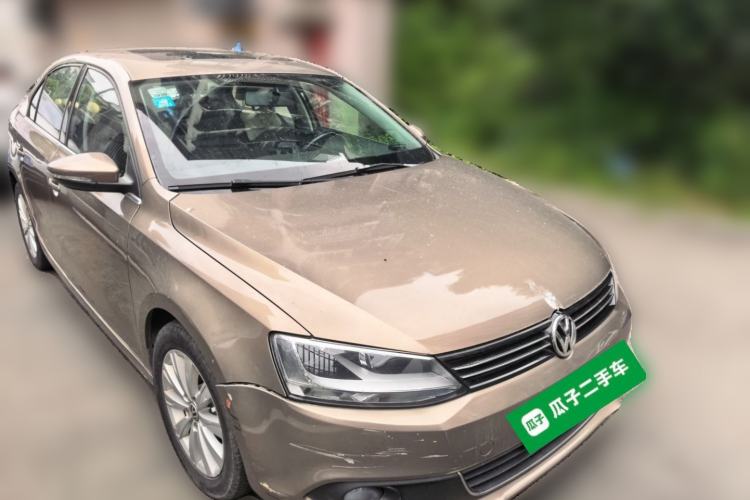 Used Volkswagen Sagitar 2014 Revised Version 1.6L Automatic Comfort Edition Front Right 45 Deg