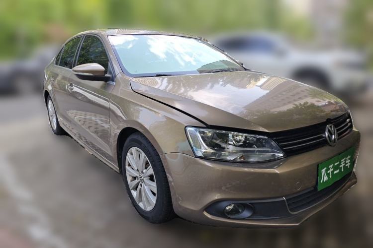 Used Volkswagen Sagitar 2014 1.6L Manual Comfort Model Front Right 45 Deg