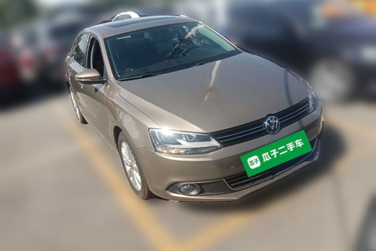 Used Volkswagen Sagitar 2014 Revised Version 1.6L Automatic Comfort Edition Front Right 45 Deg