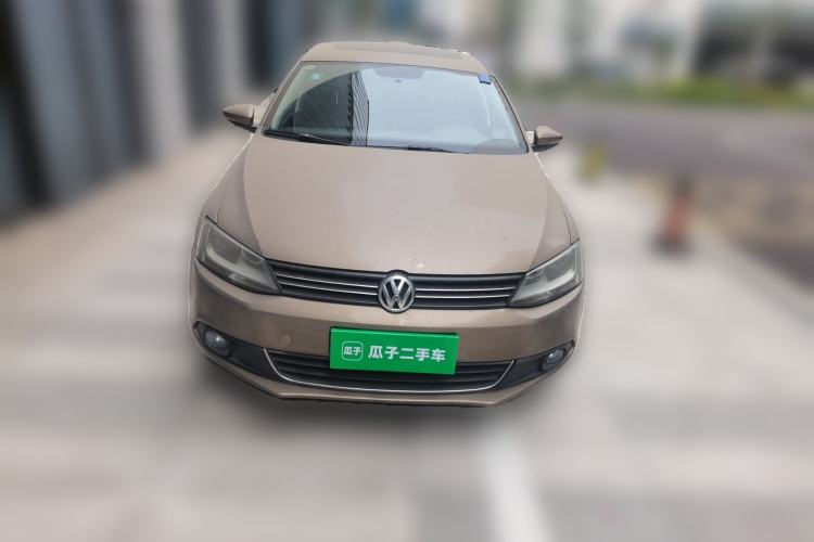Used Volkswagen Sagitar 2014 1.6L Automatic Comfort Model Front