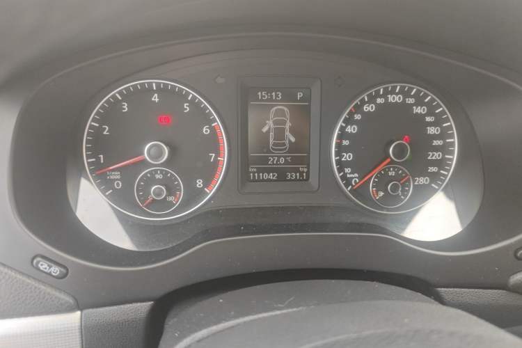 Used Volkswagen Sagitar 2014 Revised Version 1.4TSI Automatic Luxury Edition Instrument Cluster