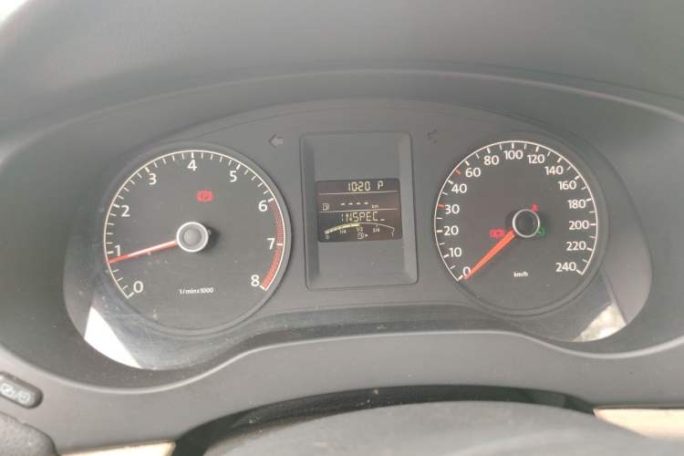 Used Volkswagen Sagitar 2014 Revised Version 1.6L Automatic Comfort Edition Instrument Cluster