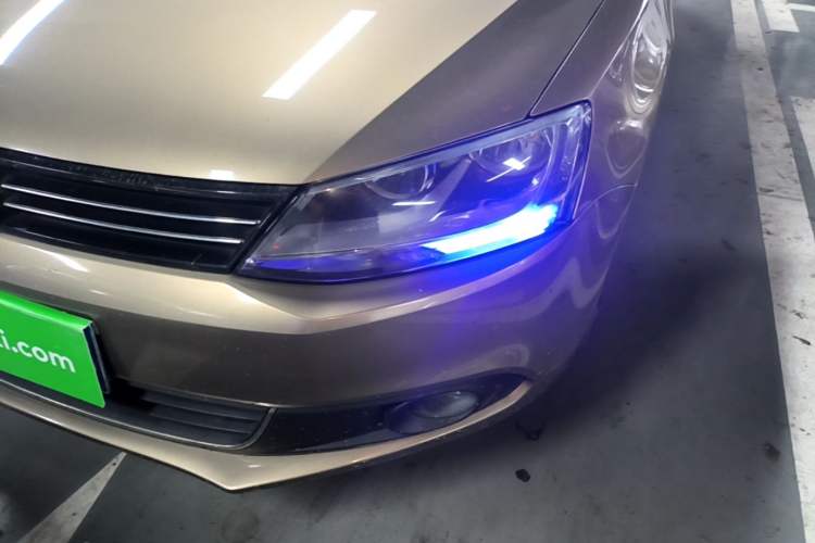Used Volkswagen Sagitar 2014 Revised Version 1.6L Manual Leading Edition Left Front Headlight