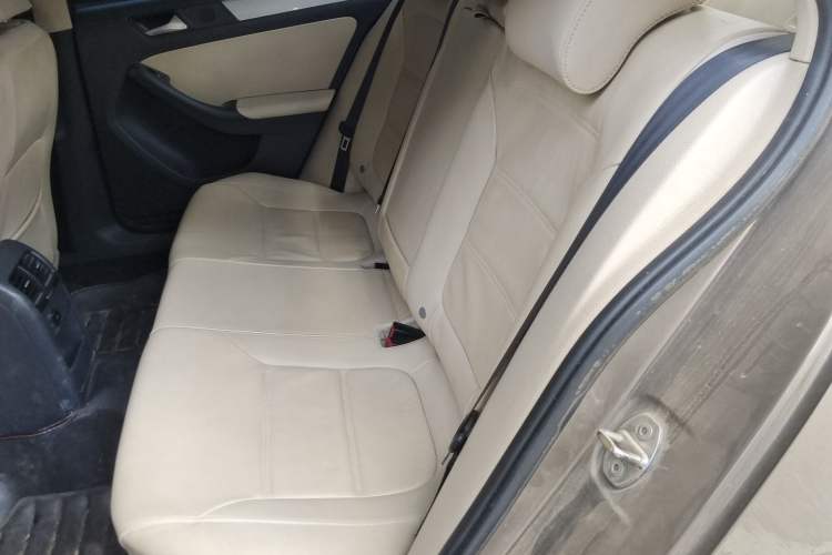 Used Volkswagen Sagitar 2014 1.4TSI Automatic Luxury Model Left Rear Seat