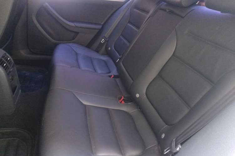 Used Volkswagen Sagitar 2014 1.6L Automatic Comfort Model Left Rear Seat